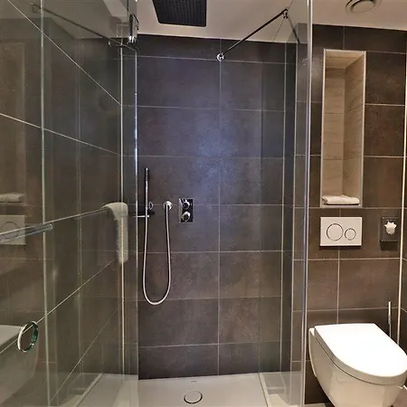 Xo Infinity Otel Amsterdam