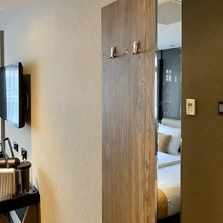Xo Infinity Hotel Amsterdam
