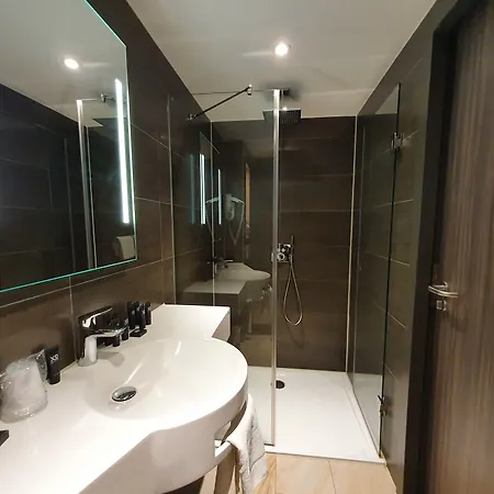 Xo Infinity Hotel Amsterdam
